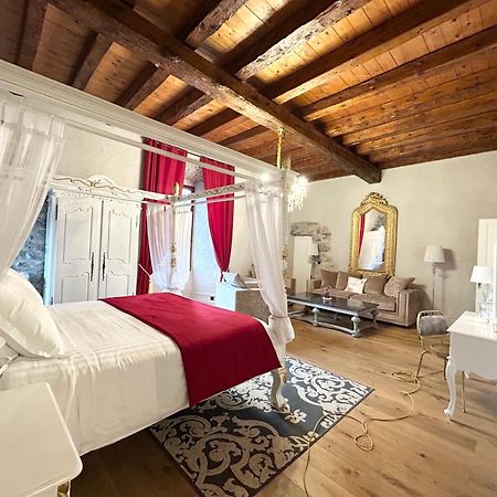 Chateau De La Rive - Suite Prestige - Chambre 2 Personnes Cruet Esterno foto