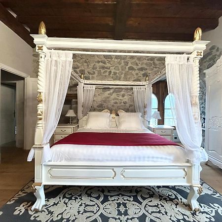 Chateau De La Rive - Suite Prestige - Chambre 2 Personnes Cruet Esterno foto