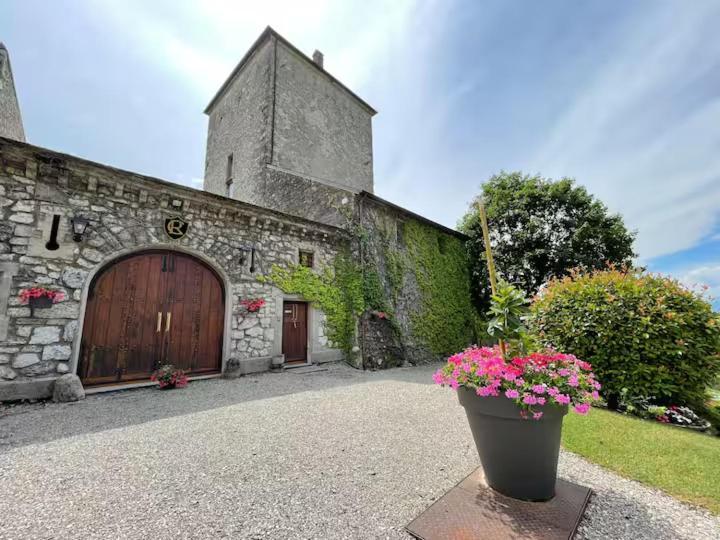 Chateau De La Rive - Suite Prestige - Chambre 2 Personnes Cruet Esterno foto