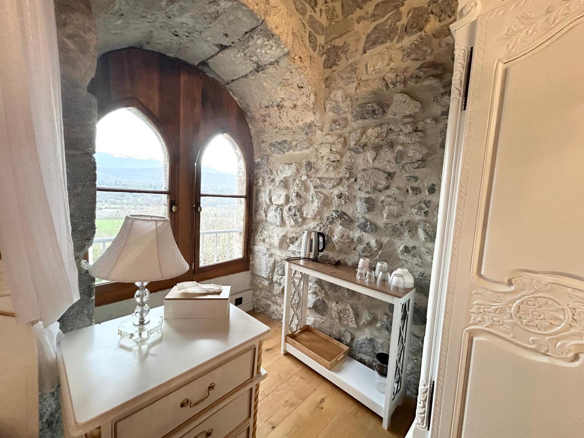 Chateau De La Rive - Suite Prestige - Chambre 2 Personnes Cruet Esterno foto